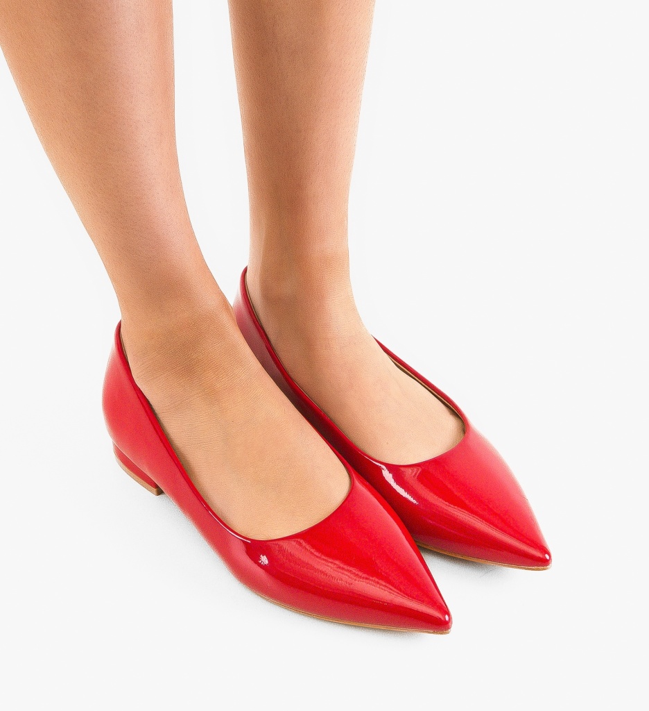 Balerini dama Zaina Rosii