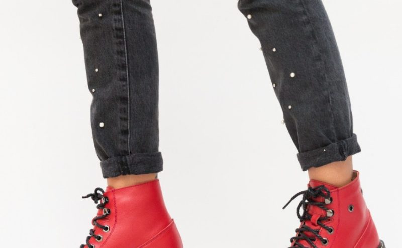 Ghete dama Reiko Rosii