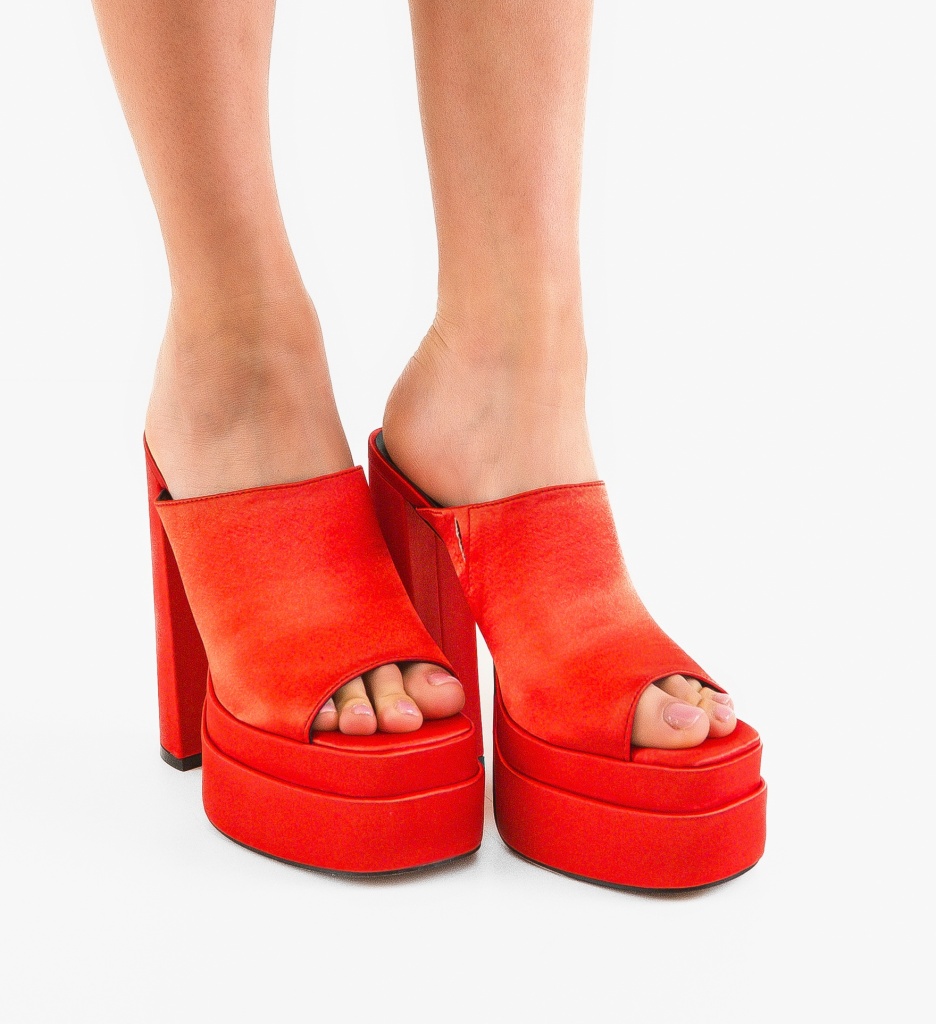 Saboti dama Maryam Rosii